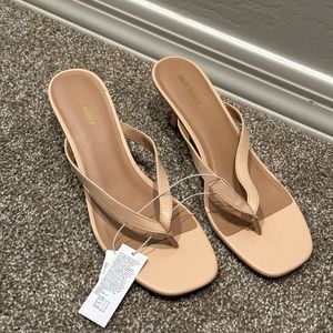Women’s Strappy Sandal (short heel)